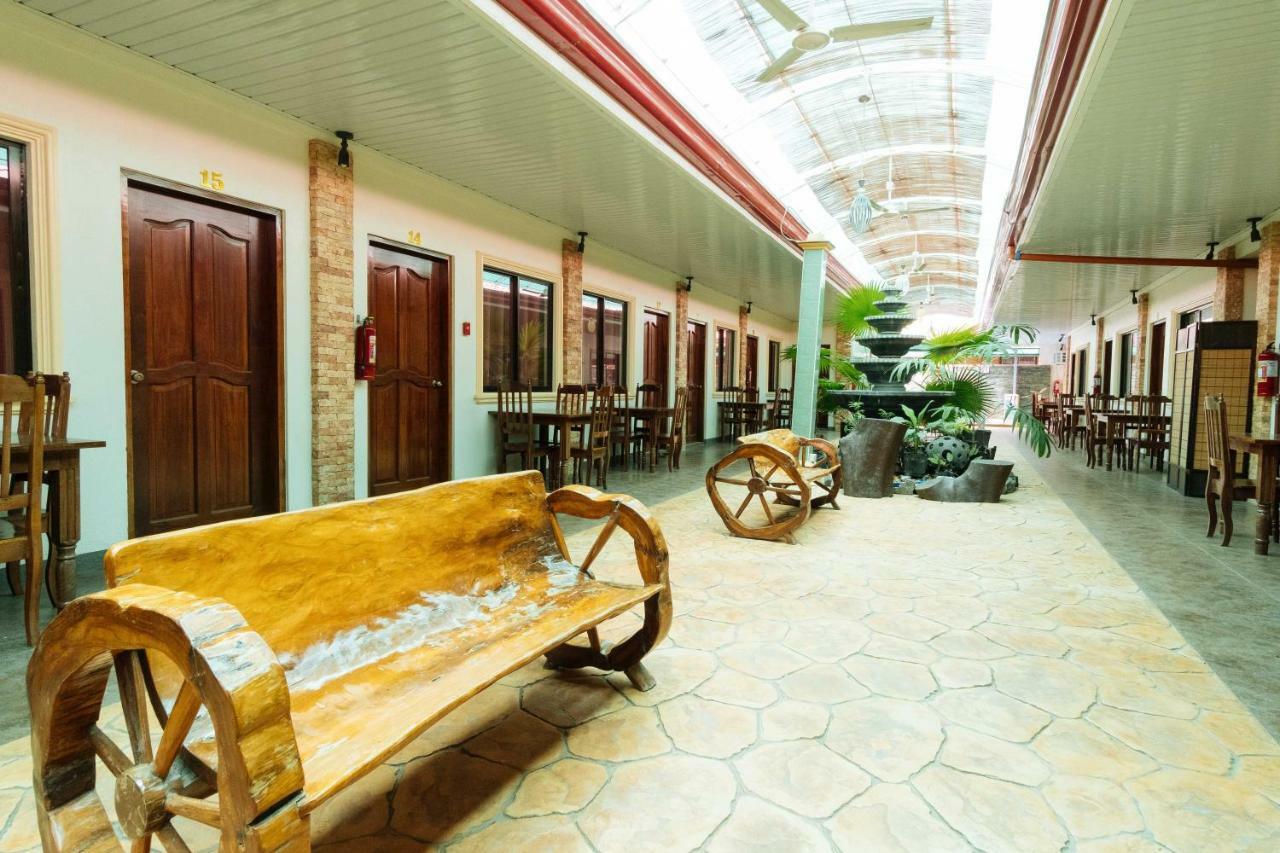 Reddoorz Premium Near Pristine Beach Пуэрто-Принцеса Экстерьер фото