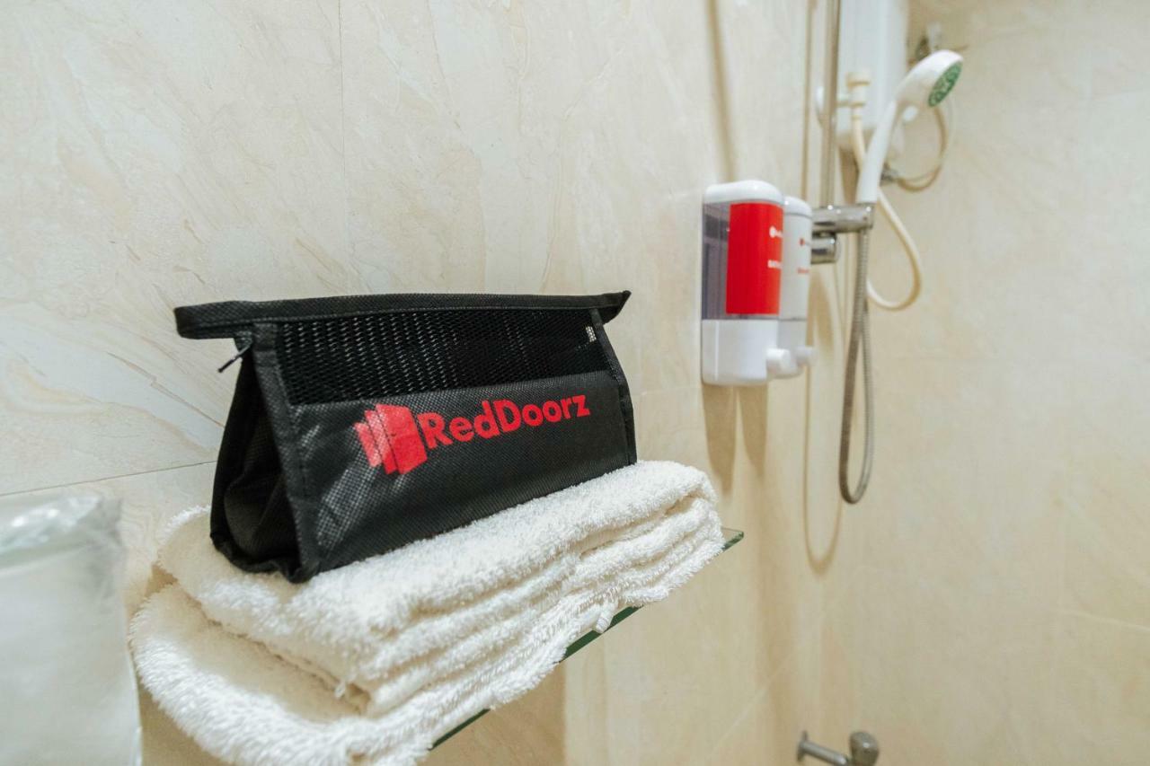 Reddoorz Premium Near Pristine Beach Пуэрто-Принцеса Экстерьер фото